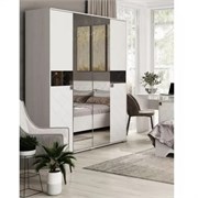 Шкаф 4-х створчатый 